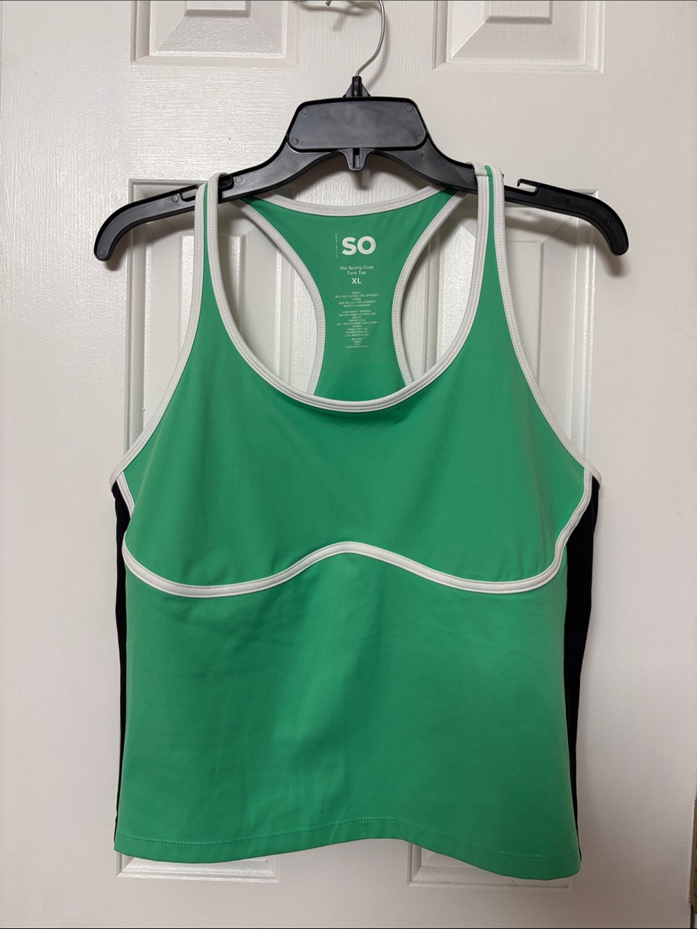 SO sporty crop tank top